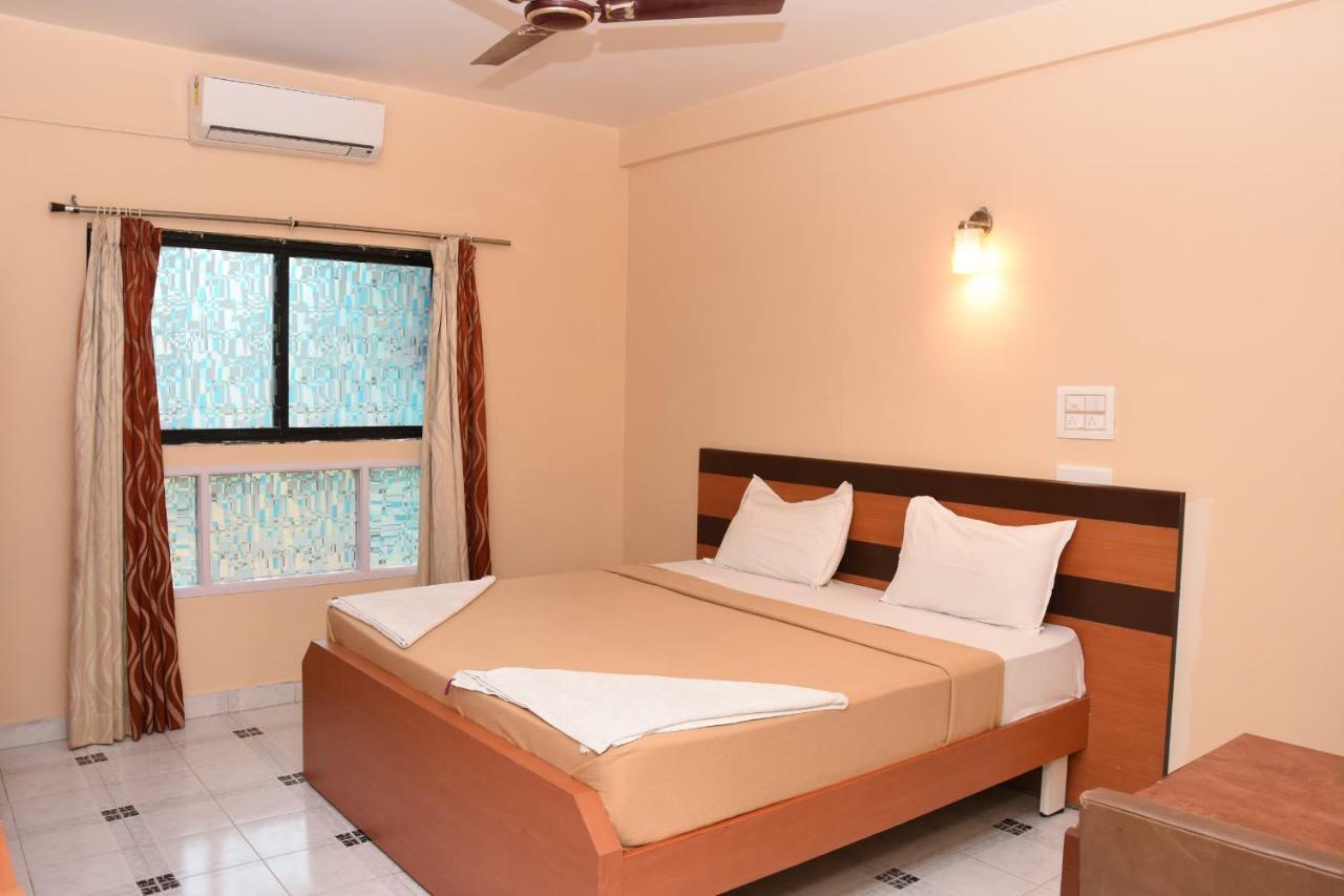 Park Beach Resort Madras Buitenkant foto