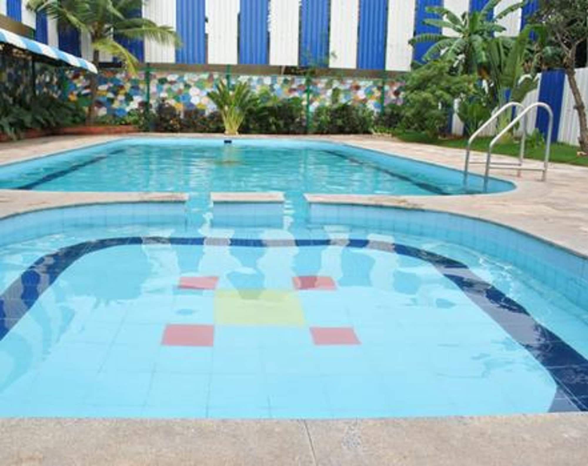 Park Beach Resort Madras Buitenkant foto